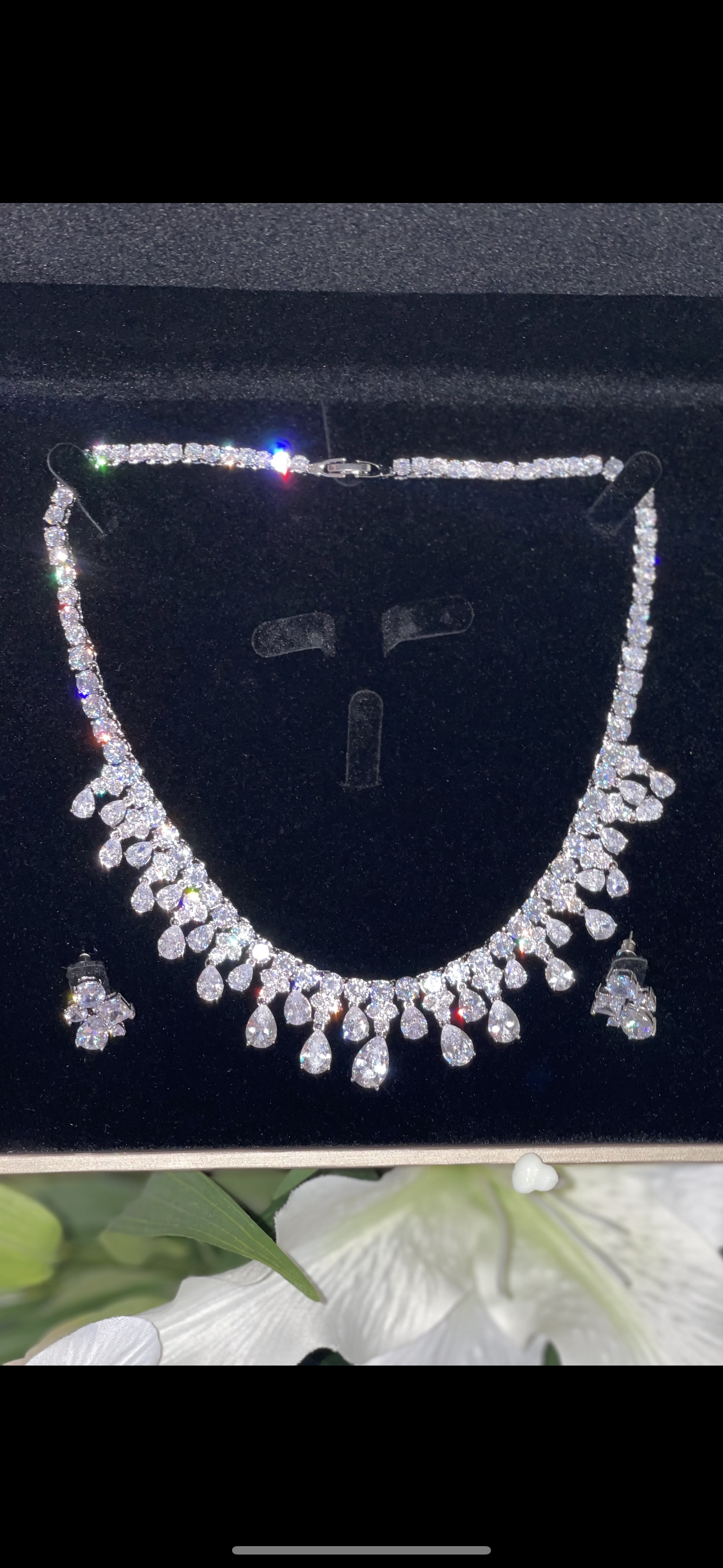Alara: Necklace & Earring Set